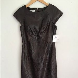 Donna Morgan, Brown snake pattern dress